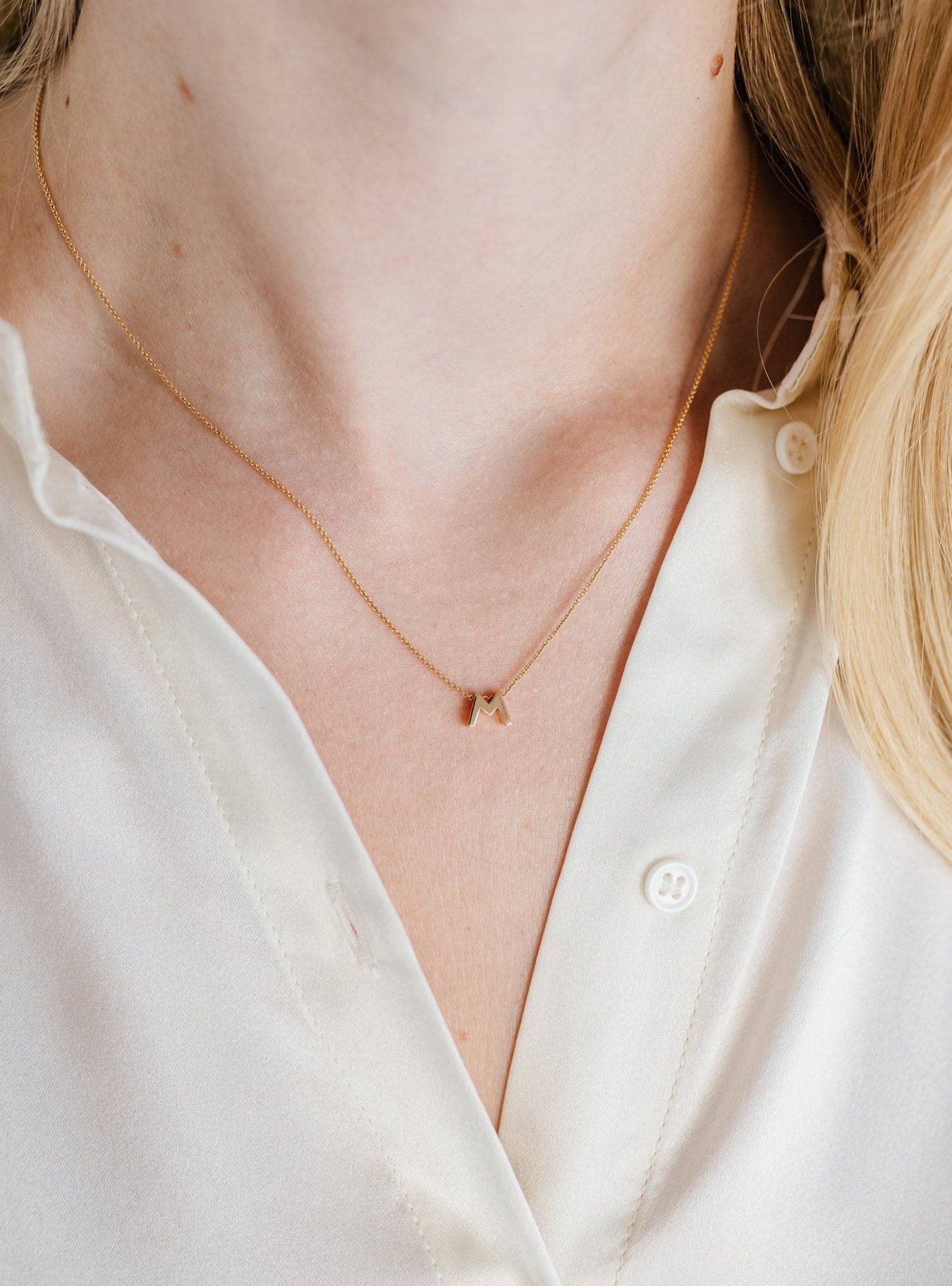 18-karat gold letter necklace with one letter