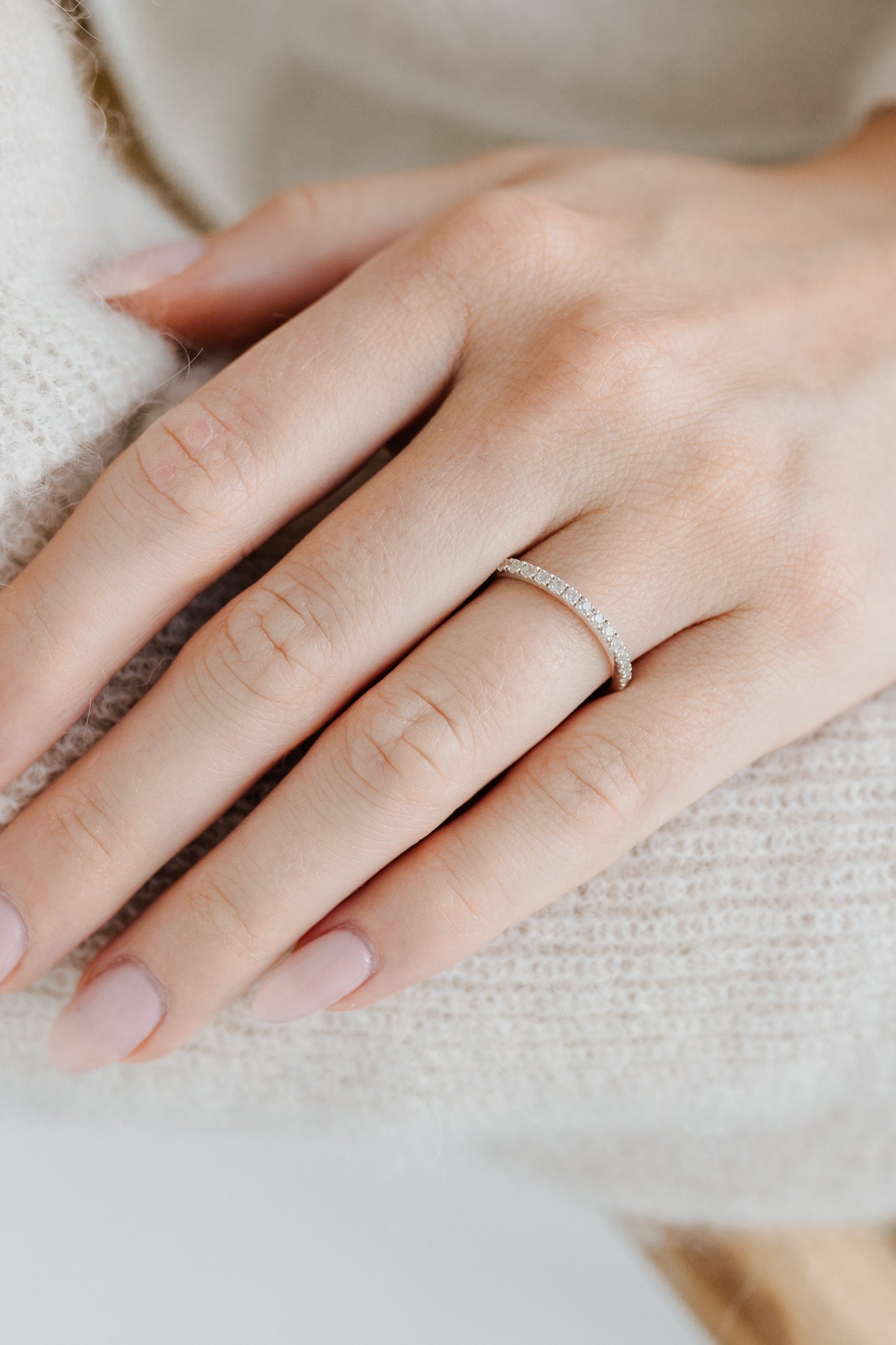 Eternity ring petite